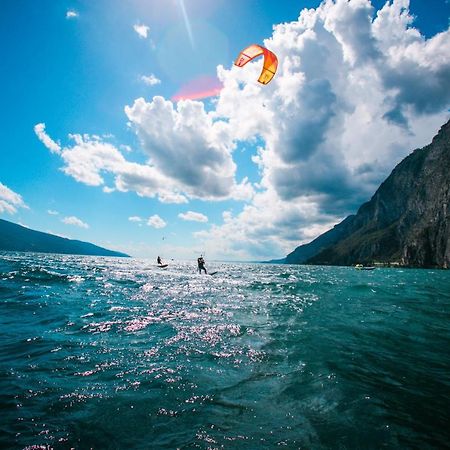 "La Locanda" Campione Del Garda Hostel Ngoại thất bức ảnh
